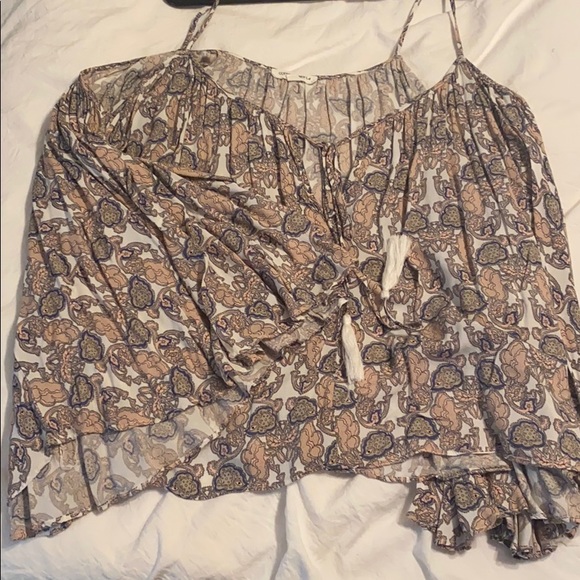 Cropped, mid sleeve flowy top - Picture 1 of 2